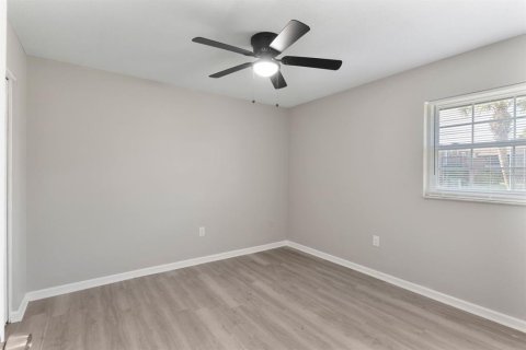 Condominio en venta en Lakeland, Florida, 2 dormitorios, 77.2 m2 № 1913490 - foto 16
