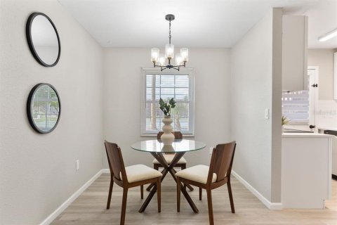 Condominio en venta en Lakeland, Florida, 2 dormitorios, 77.2 m2 № 1913490 - foto 10