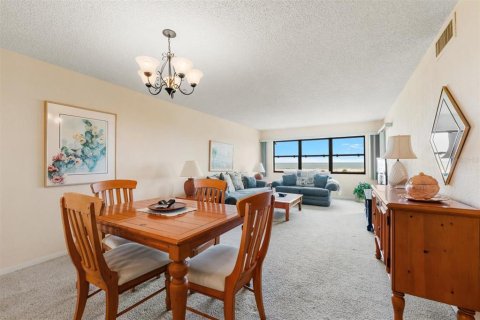 Copropriété à vendre à Clearwater, Floride: 2 chambres, 103.21 m2 № 2266693 - photo 6