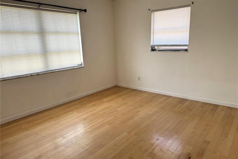 Casa en venta en Seminole, Florida, 3 dormitorios, 136.19 m2 № 2304597 - foto 8