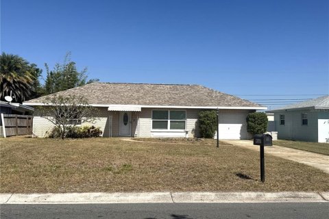 Villa ou maison à Seminole, Floride 3 chambres, 136.19 m2 № 2304597