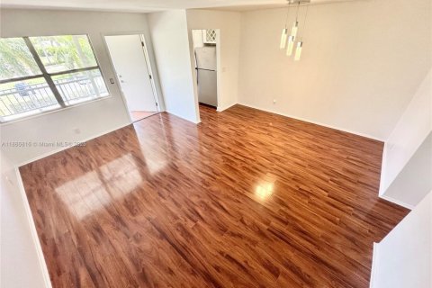 Copropriété à vendre à Hallandale Beach, Floride: 1 chambre, 65.03 m2 № 1944413 - photo 8