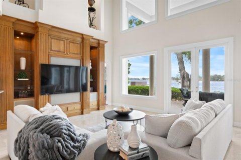 Villa ou maison à louer à Tampa, Floride: 4 chambres, 499.54 m2 № 1853347 - photo 20