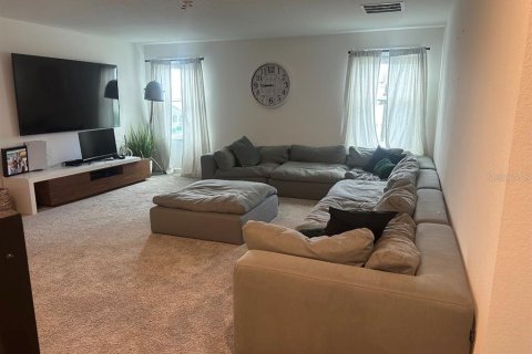 Casa en venta en Orlando, Florida, 5 dormitorios, 281.96 m2 № 1911317 - foto 9