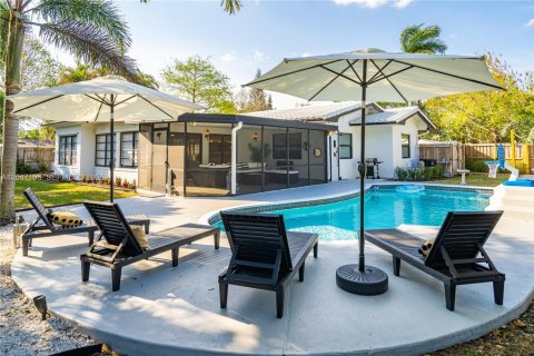Casa en venta en Pompano Beach, Florida, 4 dormitorios, 204.57 m2 № 2186923 - foto 2
