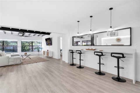 Casa en venta en Pompano Beach, Florida, 4 dormitorios, 204.57 m2 № 2186923 - foto 9