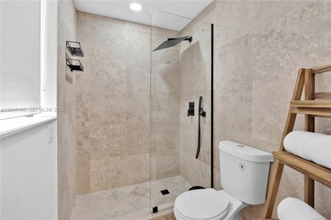 Casa en venta en Pompano Beach, Florida, 4 dormitorios, 204.57 m2 № 2186923 - foto 23