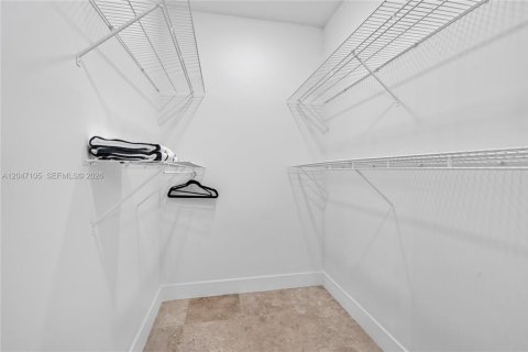 Casa en venta en Pompano Beach, Florida, 4 dormitorios, 204.57 m2 № 2186923 - foto 29