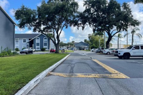 Condo in Orlando, Florida, 2 bedrooms  № 1904686 - photo 3