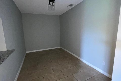 Condo in Orlando, Florida, 2 bedrooms  № 1904686 - photo 6