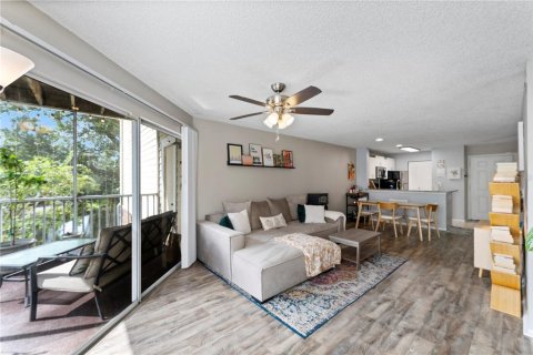 Condo in Tampa, Florida, 2 bedrooms  № 1911171 - photo 5