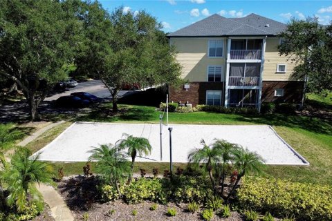 Condo in Tampa, Florida, 2 bedrooms  № 1911171 - photo 19