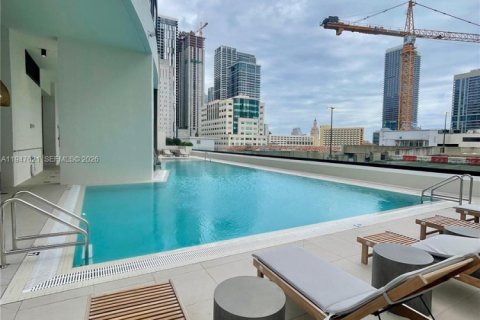 Снять в аренду кондоминиум в Майами, Флорида 1 спальня, 60.39м2, № 2003719 - фото 18