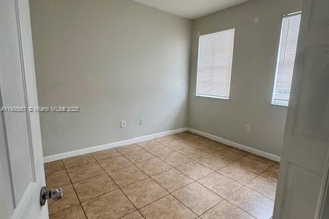 Купить таунхаус в Майами, Флорида 3 спальни, 145.3м2, № 1952209 - фото 14