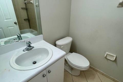 Купить таунхаус в Майами, Флорида 3 спальни, 145.3м2, № 1952209 - фото 16