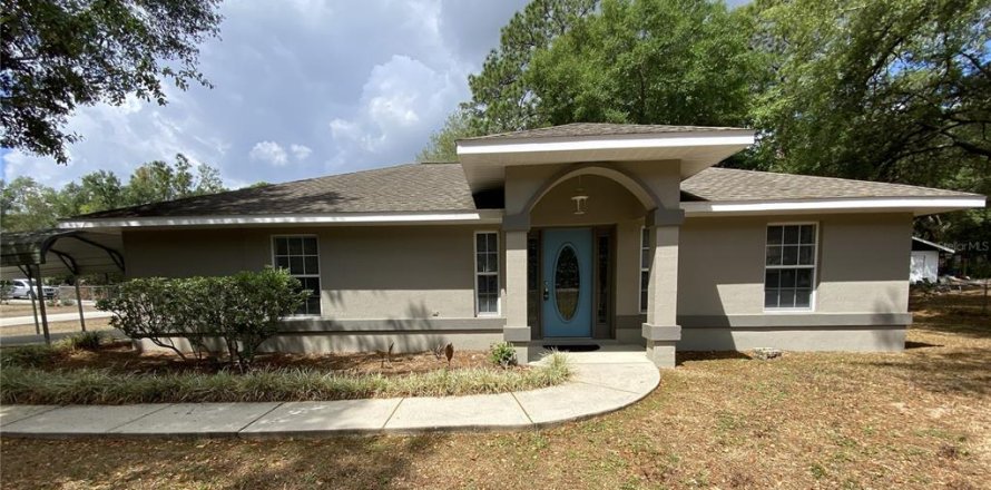 House in Summerfield, Florida 3 bedrooms, 130.99 sq.m. № 2116815