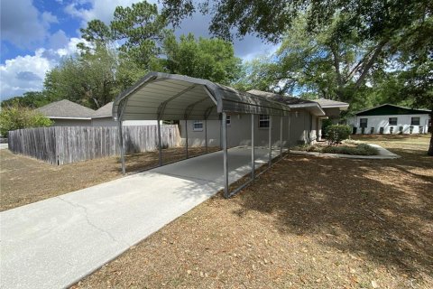 House in Summerfield, Florida 3 bedrooms, 130.99 sq.m. № 2116815 - photo 12