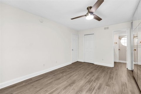 Condominio en alquiler en Kissimmee, Florida, 3 dormitorios, 123.19 m2 № 1815581 - foto 16