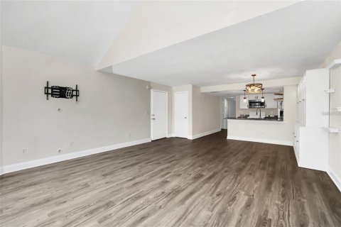 Condominio en alquiler en Kissimmee, Florida, 3 dormitorios, 123.19 m2 № 1815581 - foto 8