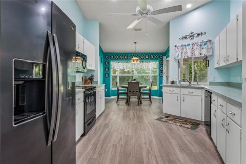 House in Homosassa, Florida 3 bedrooms, 175.59 sq.m. № 2199931 - photo 17