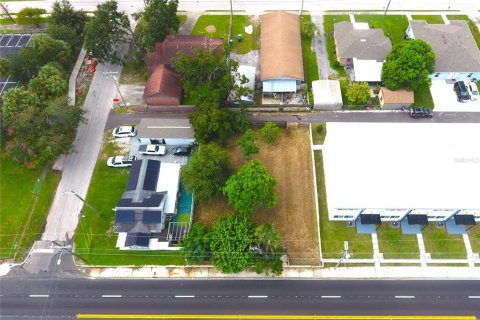Terreno en venta en Tampa, Florida № 1910445 - foto 1