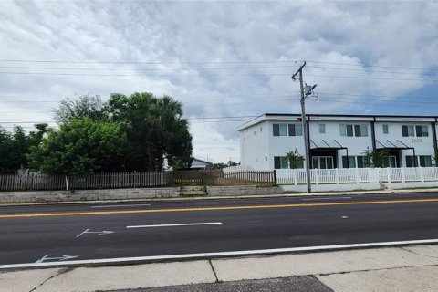Terreno en venta en Tampa, Florida № 1910445 - foto 6