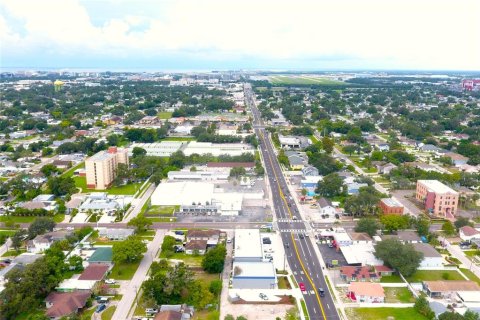 Terreno en venta en Tampa, Florida № 1910445 - foto 17