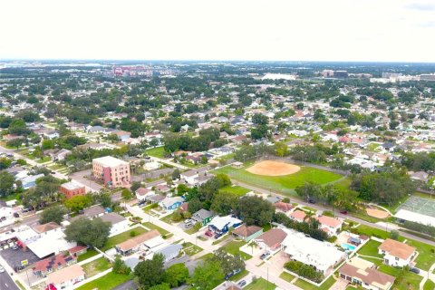 Terreno en venta en Tampa, Florida № 1910445 - foto 18
