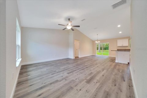 House in Ocala, Florida 3 bedrooms, 134.99 sq.m. № 1778904 - photo 10