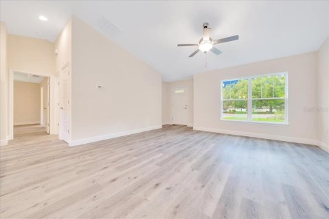 House in Ocala, Florida 3 bedrooms, 134.99 sq.m. № 1778904 - photo 12