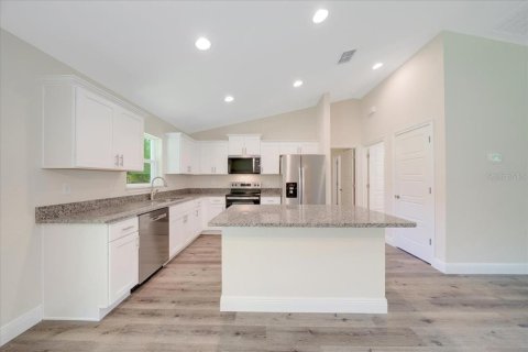 House in Ocala, Florida 3 bedrooms, 134.99 sq.m. № 1778904 - photo 17