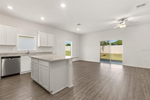 Casa en venta en Winter Haven, Florida, 3 dormitorios, 141.77 m2 № 2137936 - foto 3
