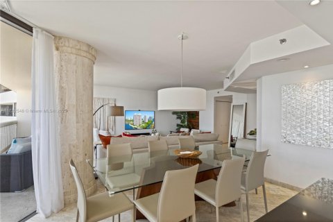 Condo in Aventura, Florida, 3 bedrooms  № 1482901 - photo 16