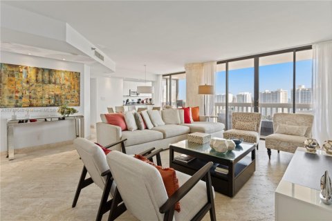 Condo in Aventura, Florida, 3 bedrooms  № 1482901 - photo 19
