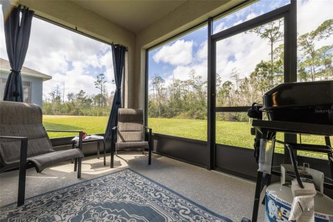 House in New Smyrna Beach, Florida 4 bedrooms, 172.33 sq.m. № 1734333 - photo 26
