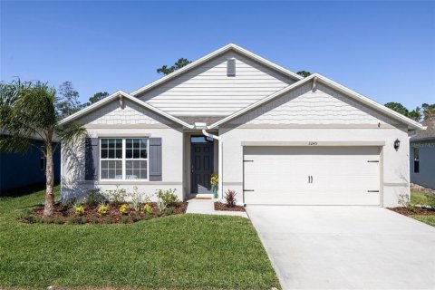 House in New Smyrna Beach, Florida 4 bedrooms, 172.33 sq.m. № 1734333 - photo 1