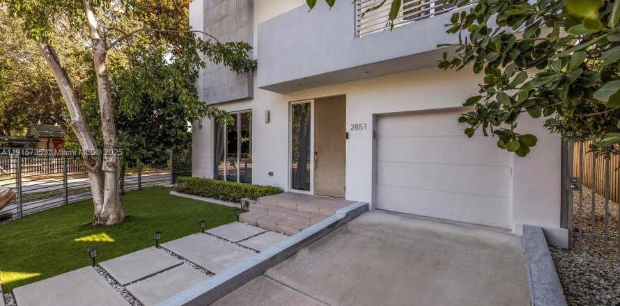 Touwnhouse à Miami, Floride 3 chambres, 184.04 m2 № 1970757