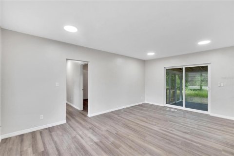 Casa en venta en Winter Haven, Florida, 3 dormitorios, 123.56 m2 № 1597128 - foto 3