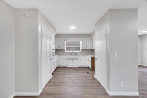 Casa en venta en Winter Haven, Florida, 3 dormitorios, 123.56 m2 № 1597128 - foto 13