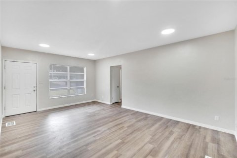 Casa en venta en Winter Haven, Florida, 3 dormitorios, 123.56 m2 № 1597128 - foto 8