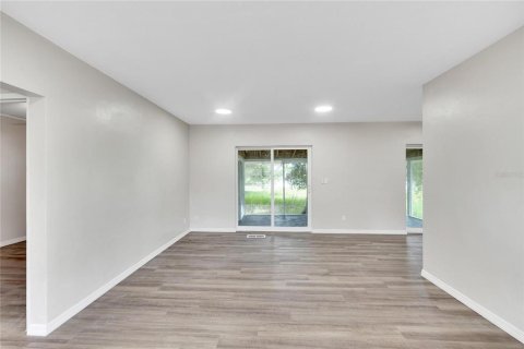 Casa en venta en Winter Haven, Florida, 3 dormitorios, 123.56 m2 № 1597128 - foto 4