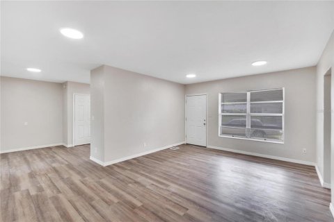Casa en venta en Winter Haven, Florida, 3 dormitorios, 123.56 m2 № 1597128 - foto 7