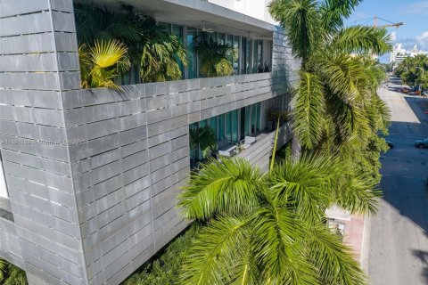 Copropriété à louer à Miami Beach, Floride: 2 chambres, 92.44 m2 № 1948276 - photo 27