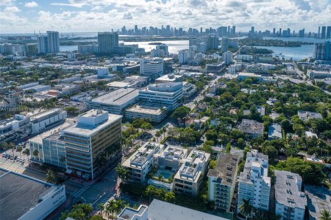 Copropriété à louer à Miami Beach, Floride: 2 chambres, 92.44 m2 № 1948276 - photo 25