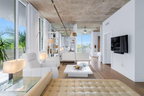 Copropriété à louer à Miami Beach, Floride: 2 chambres, 92.44 m2 № 1948276 - photo 18