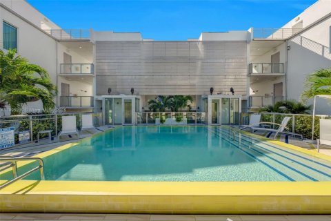Copropriété à louer à Miami Beach, Floride: 2 chambres, 92.44 m2 № 1948276 - photo 22