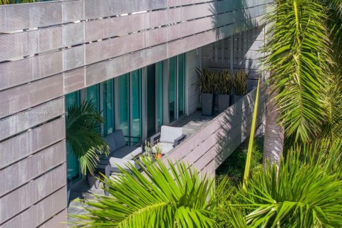 Copropriété à louer à Miami Beach, Floride: 2 chambres, 92.44 m2 № 1948276 - photo 28