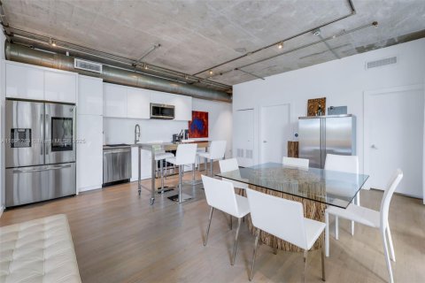 Copropriété à louer à Miami Beach, Floride: 2 chambres, 92.44 m2 № 1948276 - photo 5