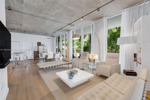 Copropriété à louer à Miami Beach, Floride: 2 chambres, 92.44 m2 № 1948276 - photo 7