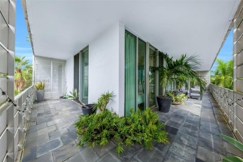 Copropriété à louer à Miami Beach, Floride: 2 chambres, 92.44 m2 № 1948276 - photo 12